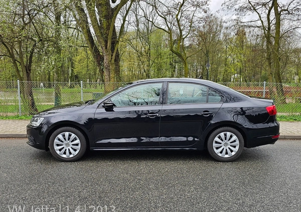 Volkswagen Jetta cena 27000 przebieg: 180000, rok produkcji 2013 z Warszawa małe 67